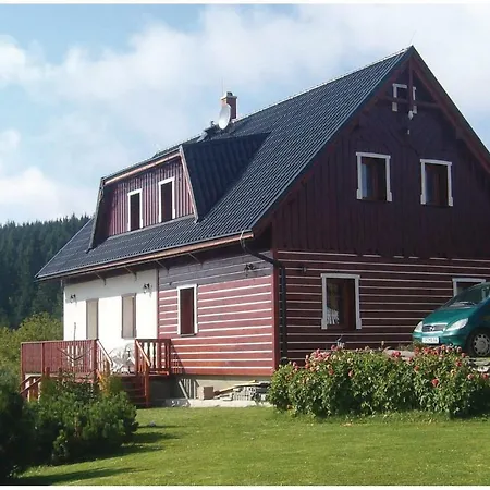 Seven-bedroom Holiday In Casa vacanze