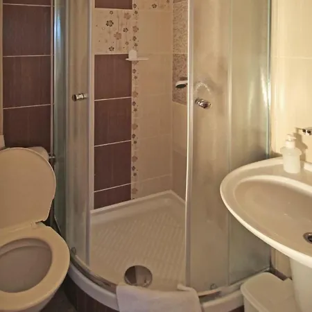 Seven-bedroom Holiday In Horní Malá Úpa